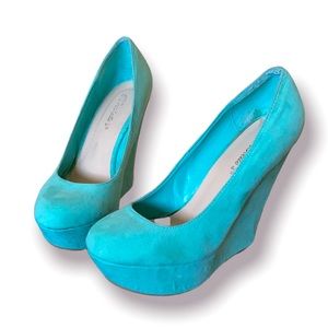 Turquoise wedges! Women’s size 7 1/2.